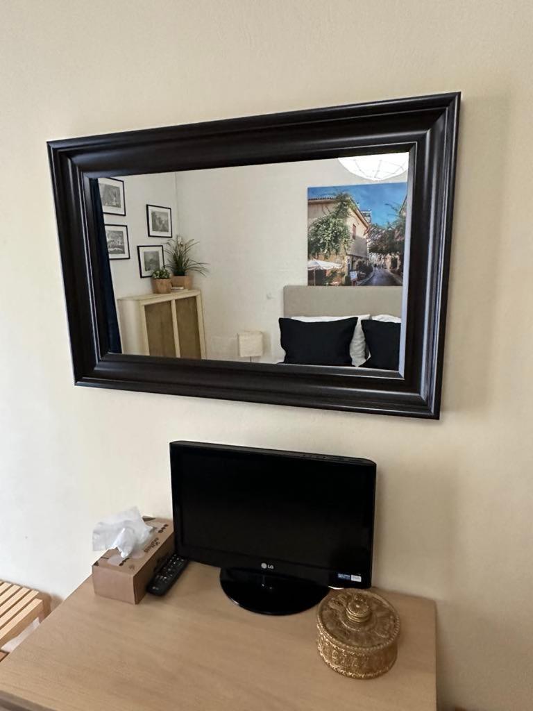 Renovated Cozy Apartment Near To Acropolis Атина Екстериор снимка