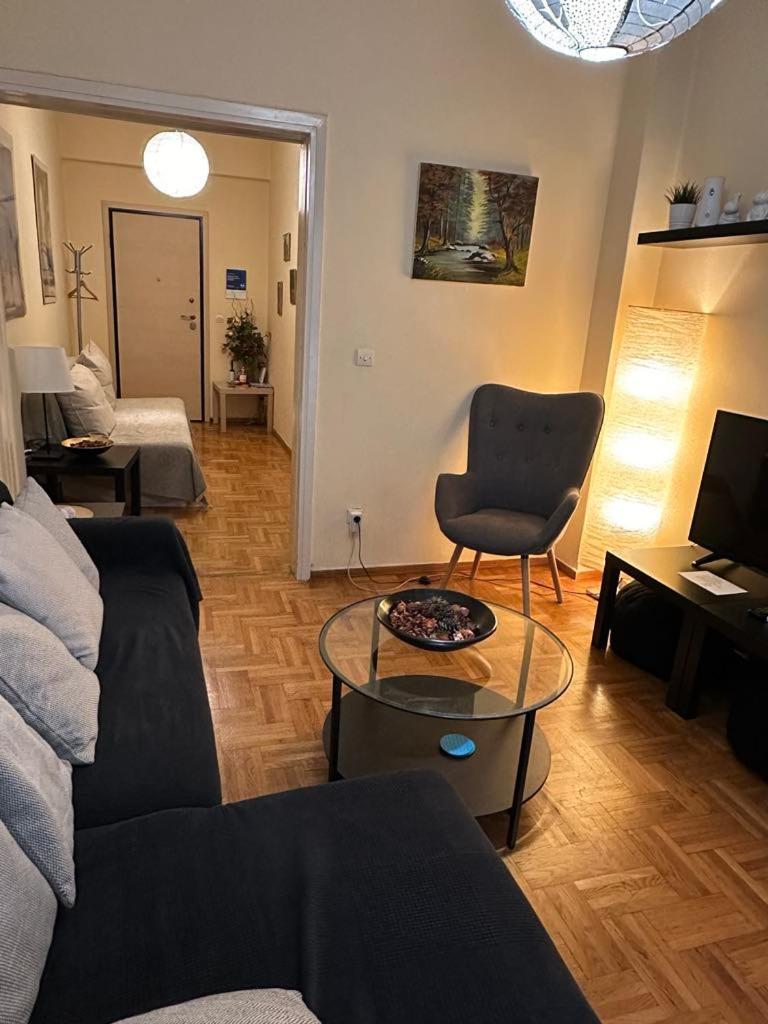 Renovated Cozy Apartment Near To Acropolis Атина Екстериор снимка