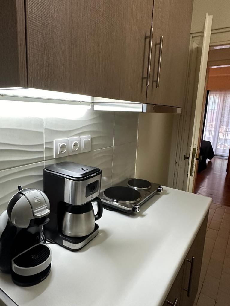 Renovated Cozy Apartment Near To Acropolis Атина Екстериор снимка